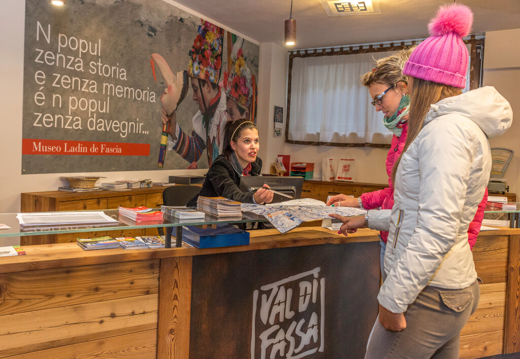 Ufficio Turistico Ufficio Turistico di ApT Val di Fassa