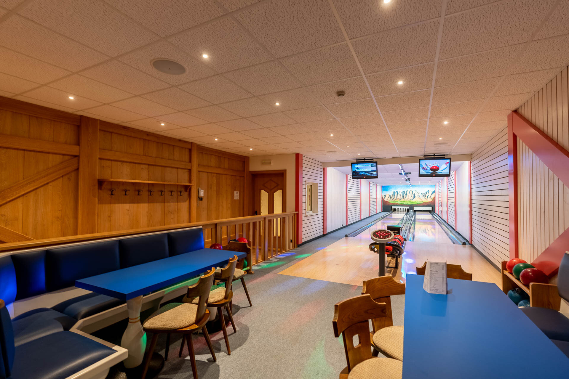 Bowling Hotel Césa Tyrol Bowling Hotel Césa Tyrol